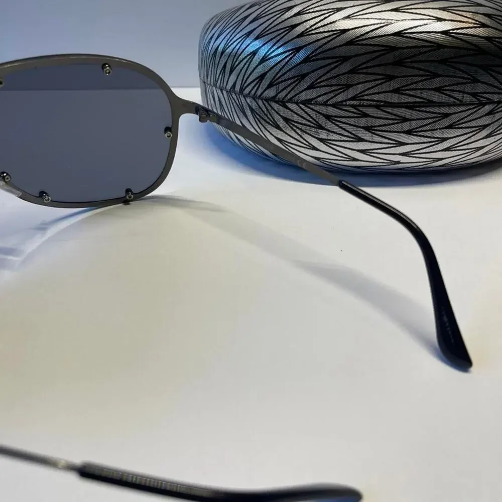 Unbranded Aviator Sunglasses Black Lenses Silver Metal Frame